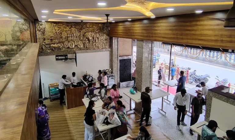 Sri_Someshwaram_Cafe (2)